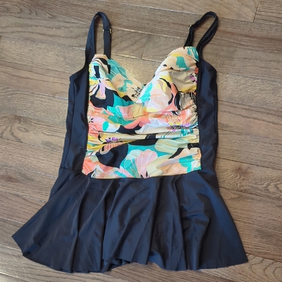 Maxine of Hollywood One Piece‎ Swimsuit Skirt size 22W - Picture 1 of 11